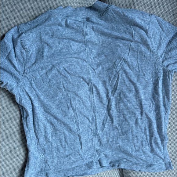 Lululemon crop - Picture 2 of 2